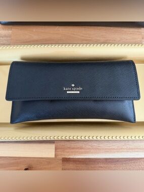 kate spade Black Leather Gold Hardware Long Bifold Wallet